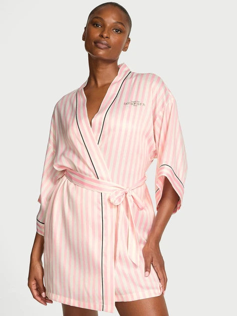Халат Victoria's Secret Backstage Satin Sparkle Short Robe